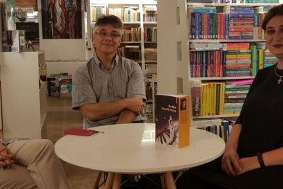 Scriitorul Dan Miron la libraria La Doua Bufnite