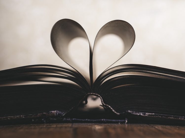 book-close-up-heart