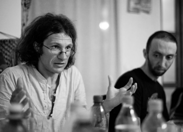 Cătălin Crețu: Cătălin Crețu: „E timp pentru literatură. Deocamdată mi se pare mai important să o trăim.”