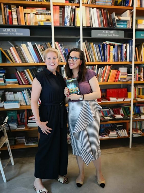 Interviu clare mackintosh