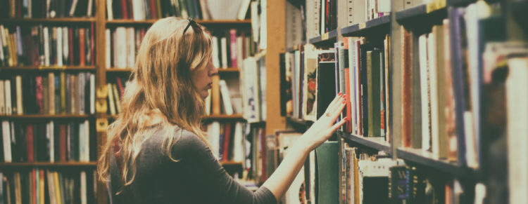 Oile negre din bibliotecă