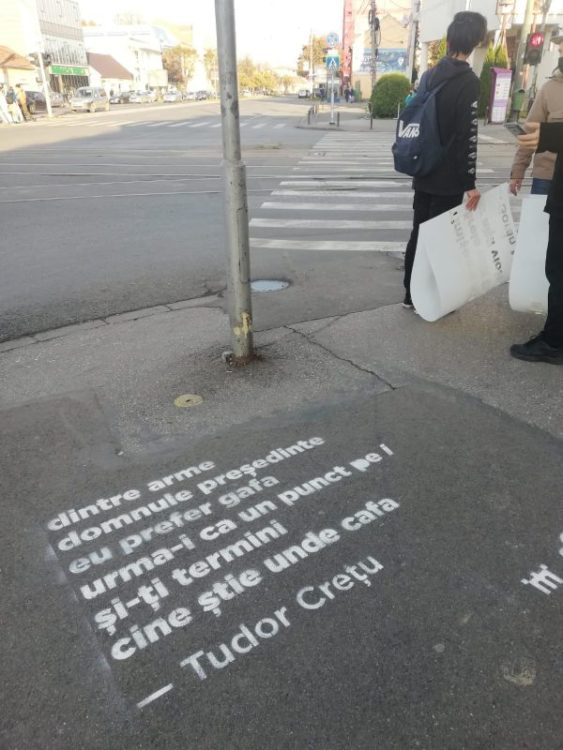 Poezia pe stradă