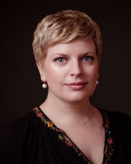 Sarah Perry